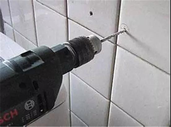如何做到瓷磚打孔不爆裂呢？

