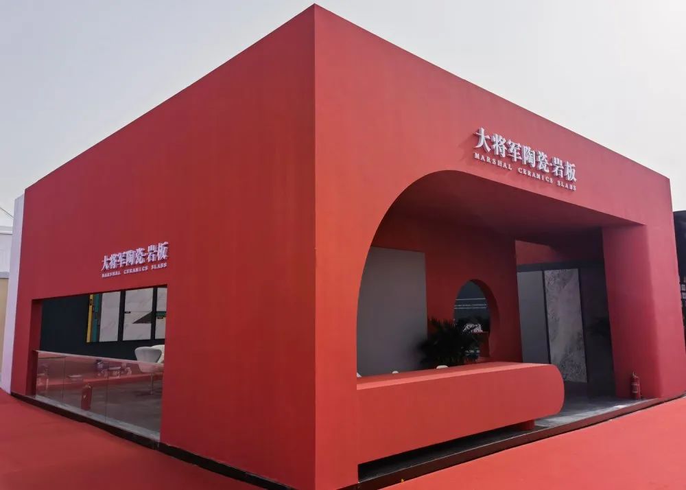 焦點(diǎn)！大將軍驚艷亮相雄安德維斯建博會(huì)，流量爆棚引圍觀！(圖2)