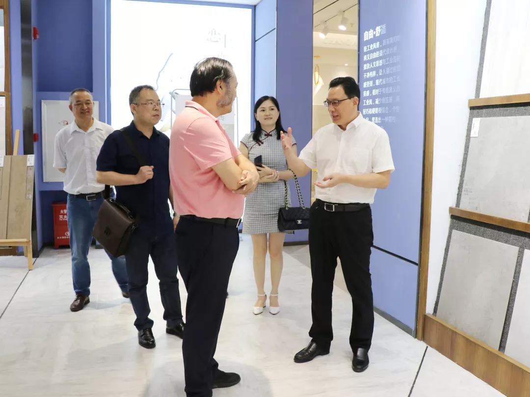 頭條丨衡陽政府考察團再度走進將軍企業(yè)，共商發(fā)展未來！
(圖12)