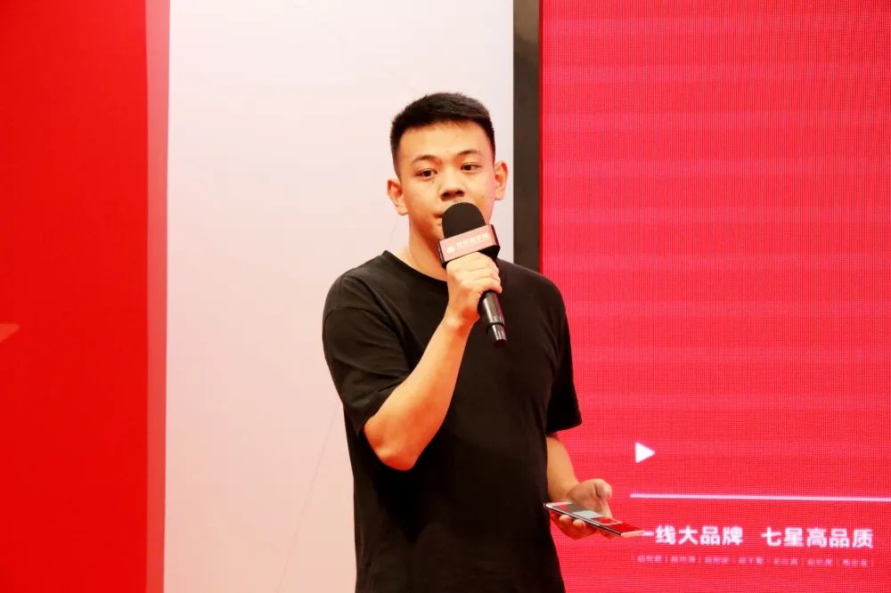 戰(zhàn)略簽約！大將軍瓷磚簽約初點(diǎn)科技，引領(lǐng)數(shù)字化營銷破局！(圖6)