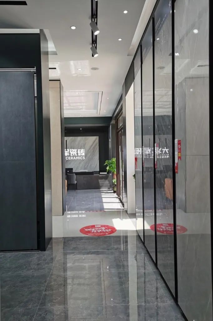 新店鑒賞 | 大將軍瓷磚高州旗艦店，以全新SI形象登場！(圖5)