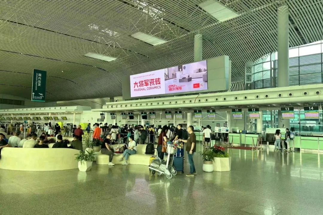 戰(zhàn)略牽引，直擊一線丨將軍陶瓷集團柳朝陽董事長深入走訪終端市場(圖24)