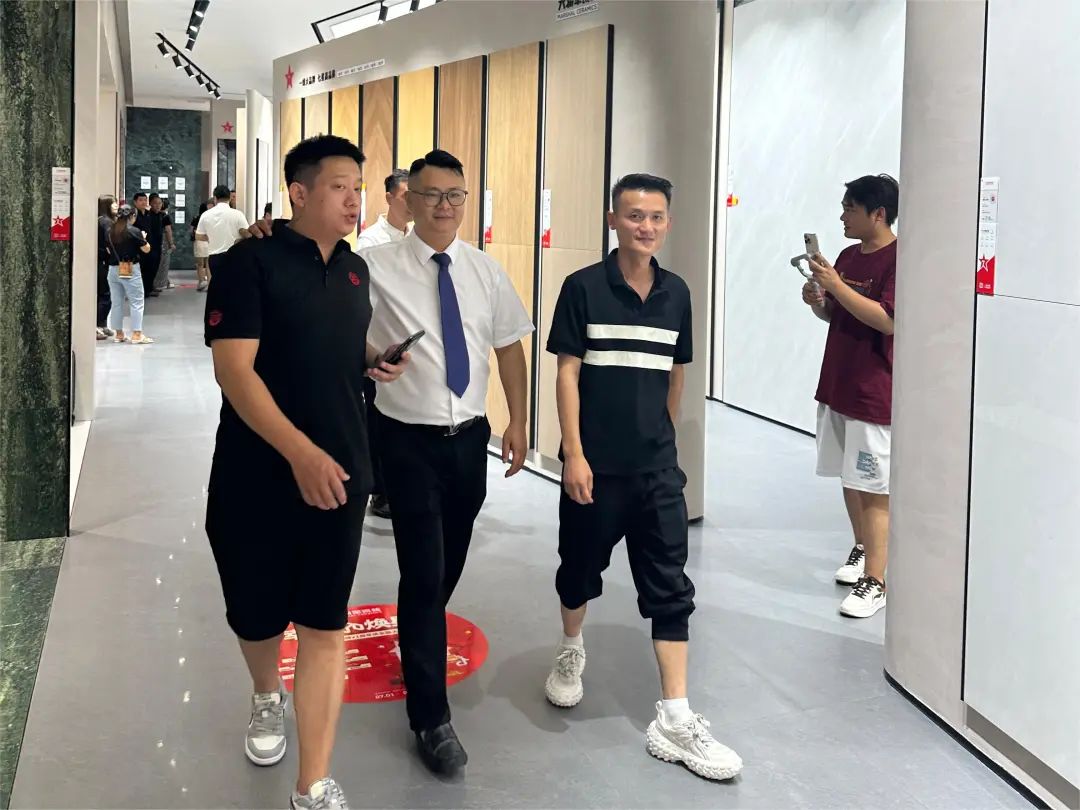 “將星閃耀 贏戰(zhàn)終端”成都站：攜手共創(chuàng)，智啟未來新篇章(圖17)